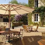 Hotel Le Relais Du Lyon D'or 3*