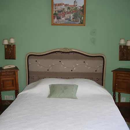 Le Relais Du Lyon D'or Angles-sur-lʼAnglin